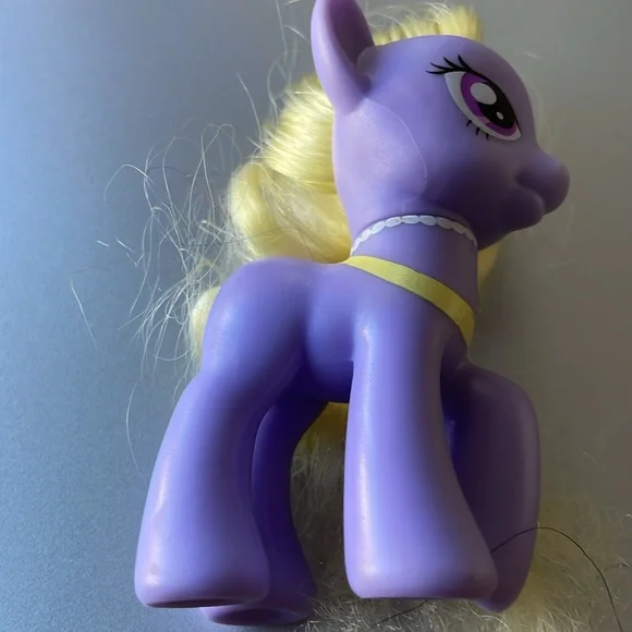 My Little Pony G4 Lyrica Lilac Brushable Figure RARE find - Picture 4 of 5